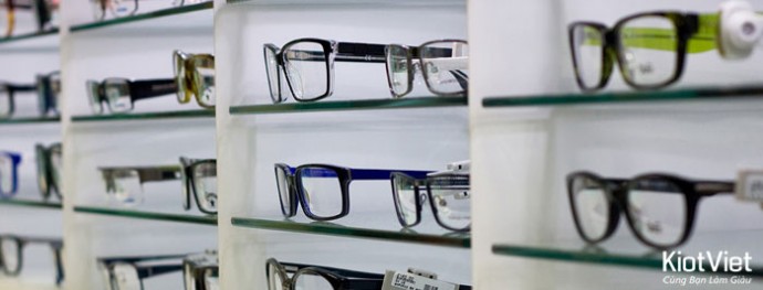 4 Bí quyết kinh doanh kính mắt hiệu quả